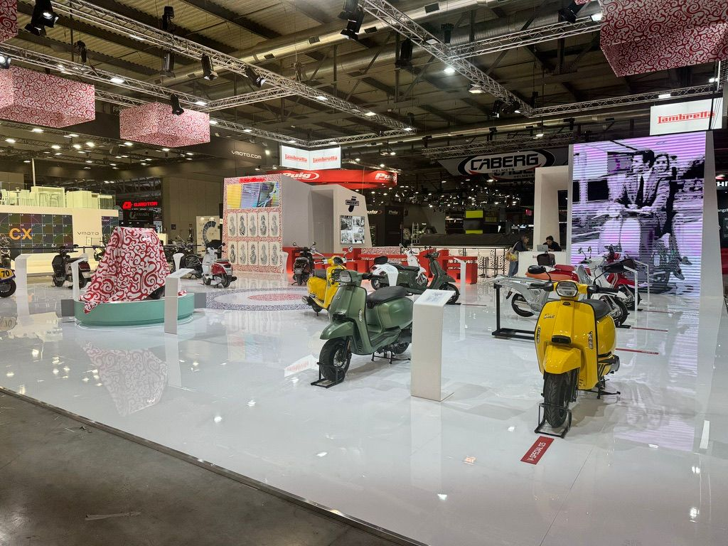 Lambretta J และ Elettra S จัดแสดงใน Milan