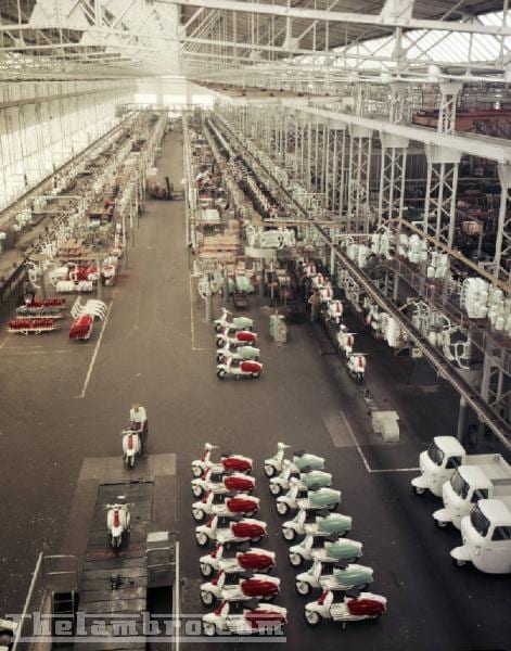 สายการผลิต · สิงหาคม 1962